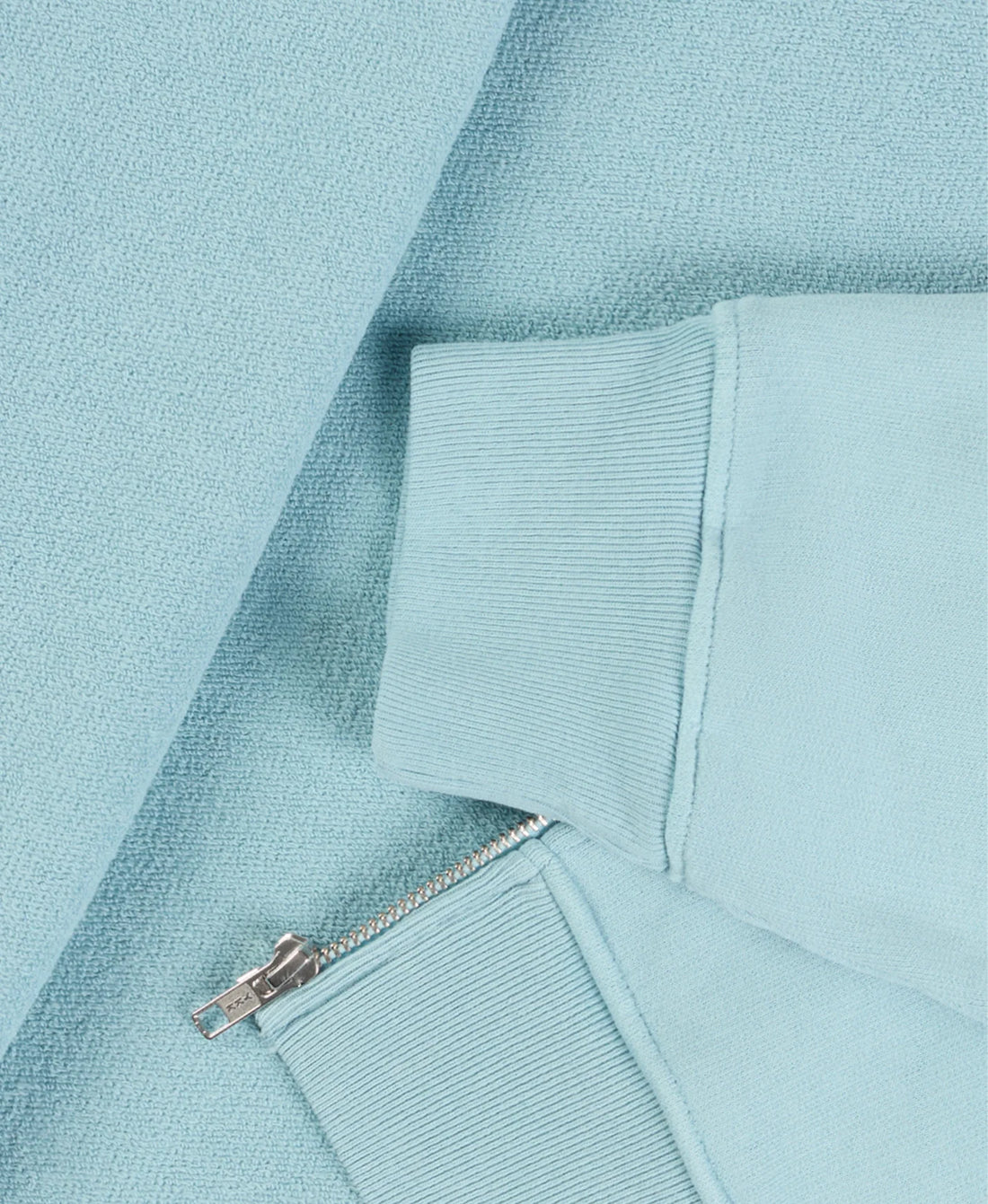 **SOLD OUT** 'ICE BLUE' ZIPPER