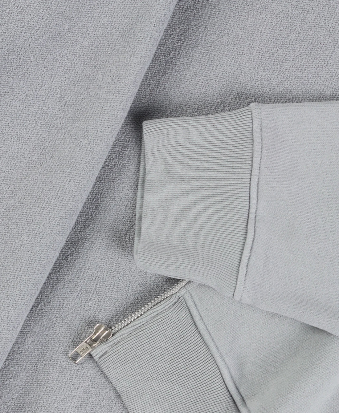 **SOLD OUT** 'NEUTRAL GRAY' ZIPPER